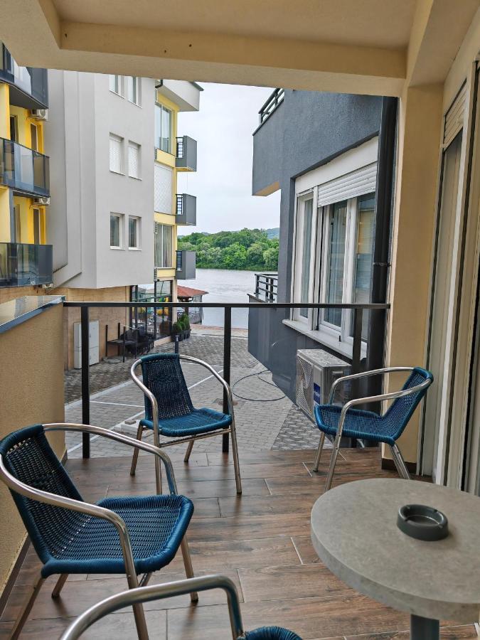 Imperial Apartment Veliko Gradiste Luaran gambar