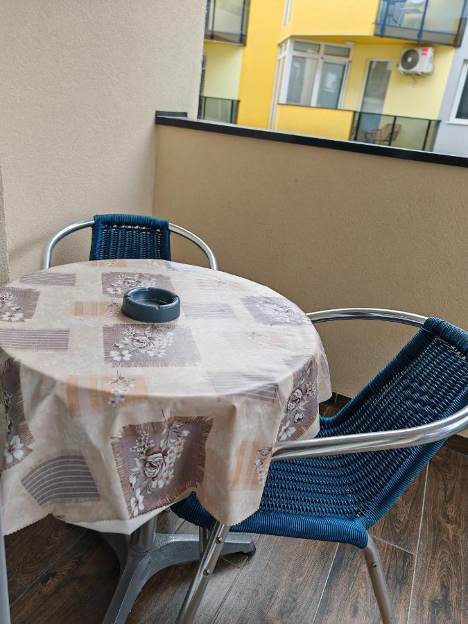 Imperial Apartment Veliko Gradiste Luaran gambar