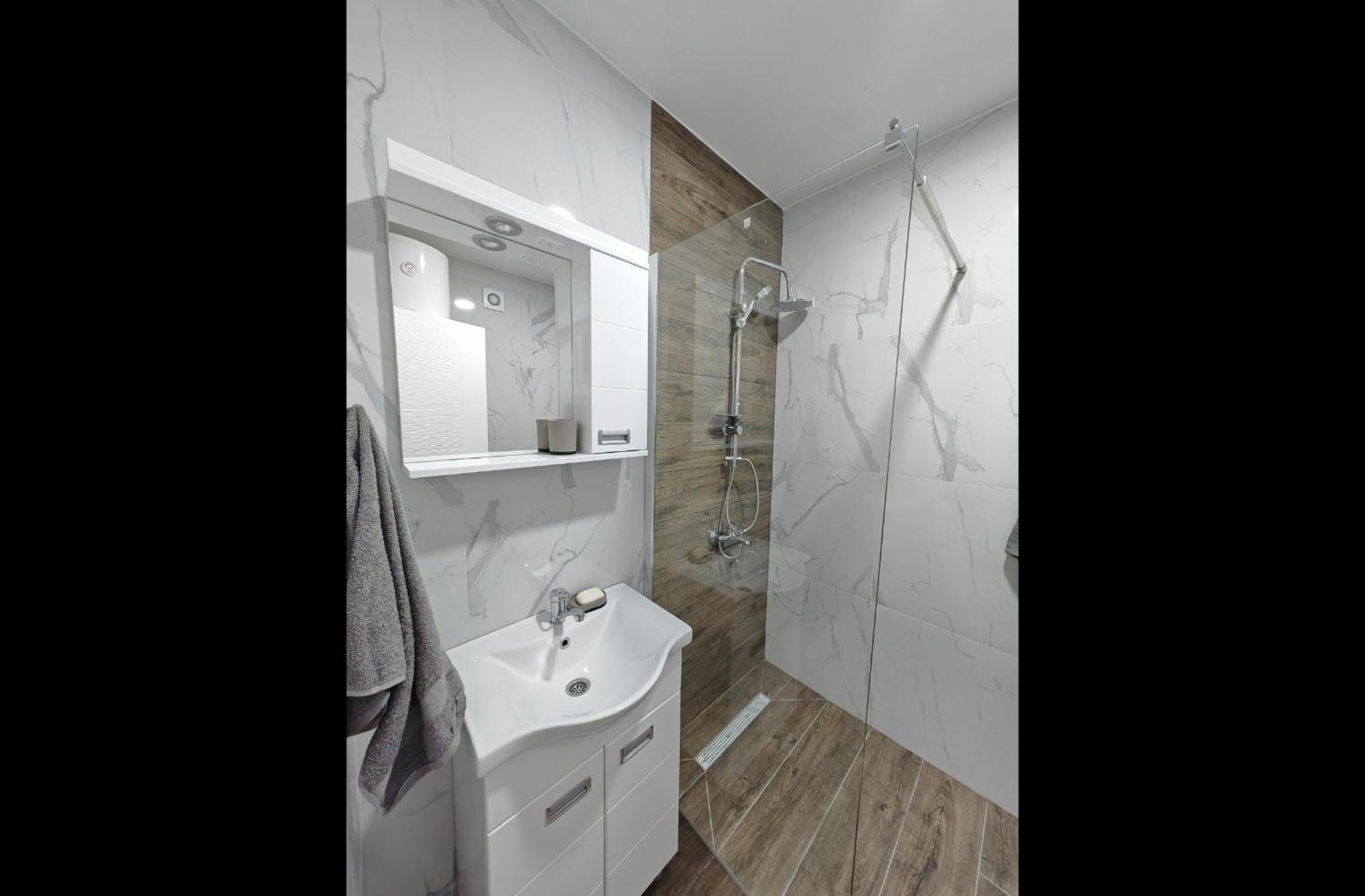 Imperial Apartment Veliko Gradiste Luaran gambar