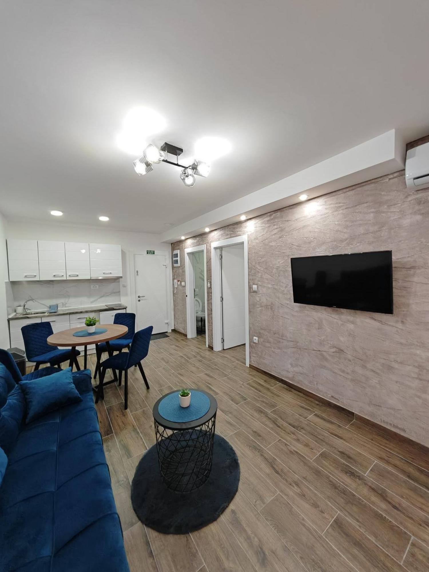 Imperial Apartment Veliko Gradiste Luaran gambar