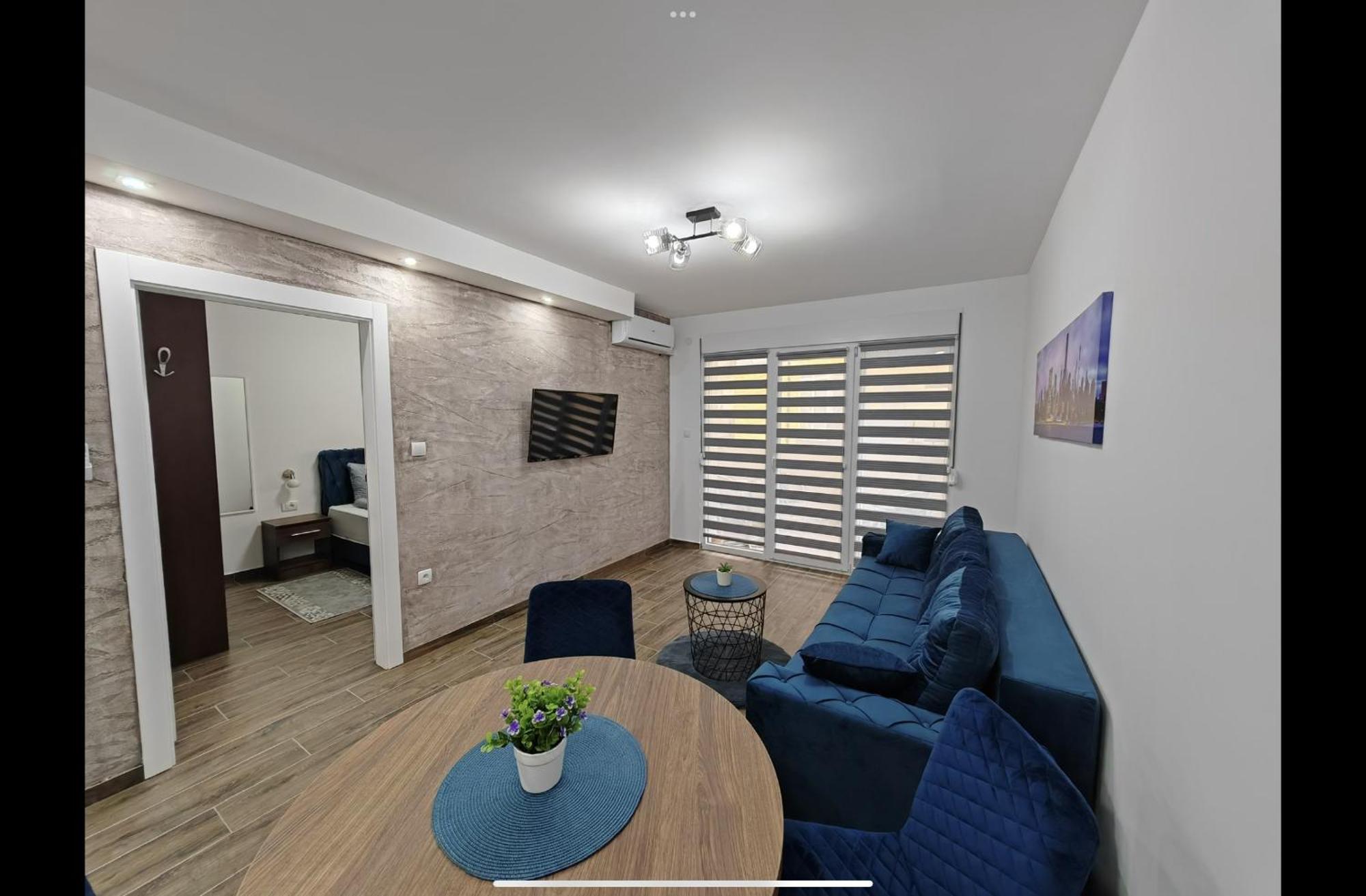 Imperial Apartment Veliko Gradiste Luaran gambar