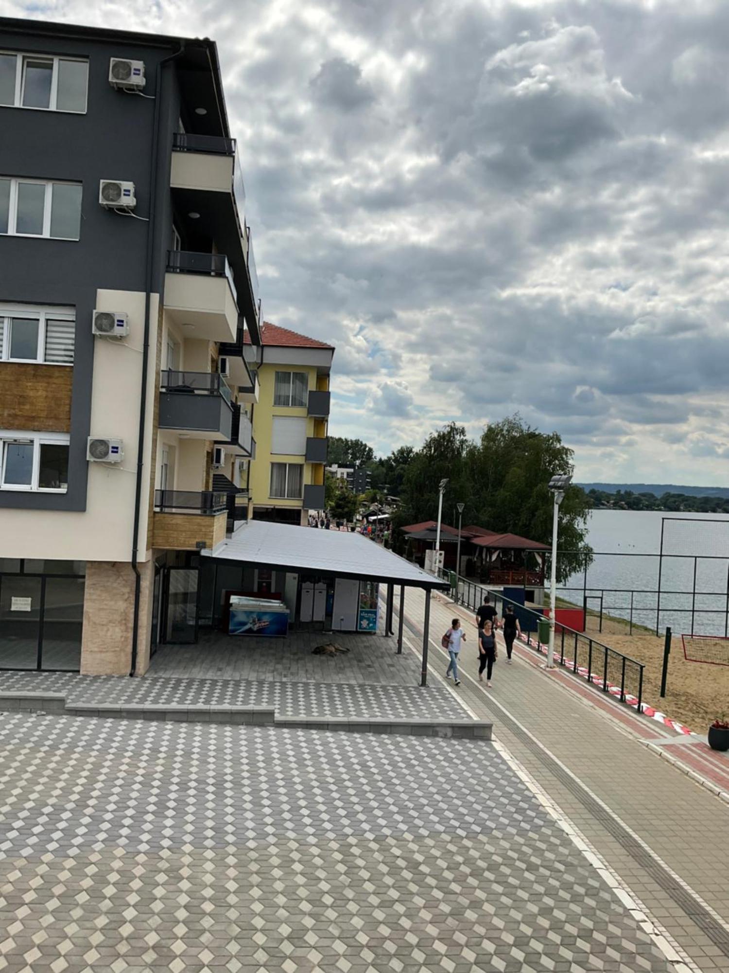 Imperial Apartment Veliko Gradiste Luaran gambar