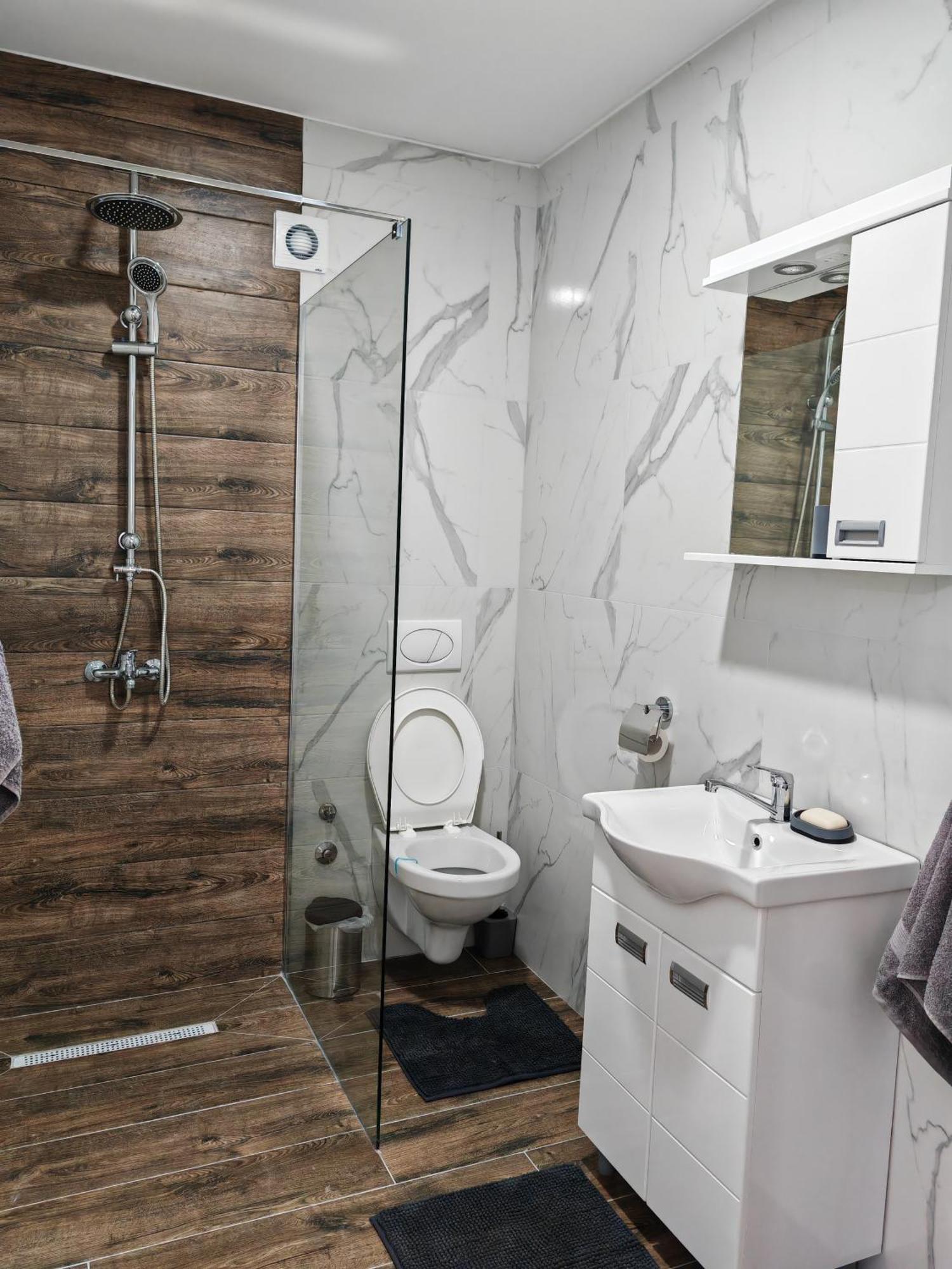 Imperial Apartment Veliko Gradiste Luaran gambar