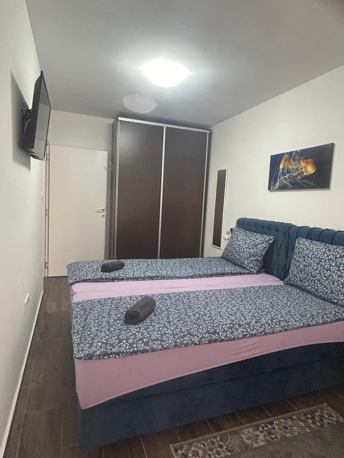 Imperial Apartment Veliko Gradiste Luaran gambar